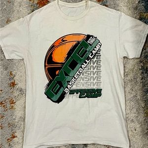 Excel Basketball Offensive Camp Vintage est. 1981 Shortsleeved TShirt. Size M